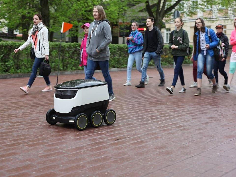 La France ouvre la voie à l’homologation des premiers robots de livraison autonome