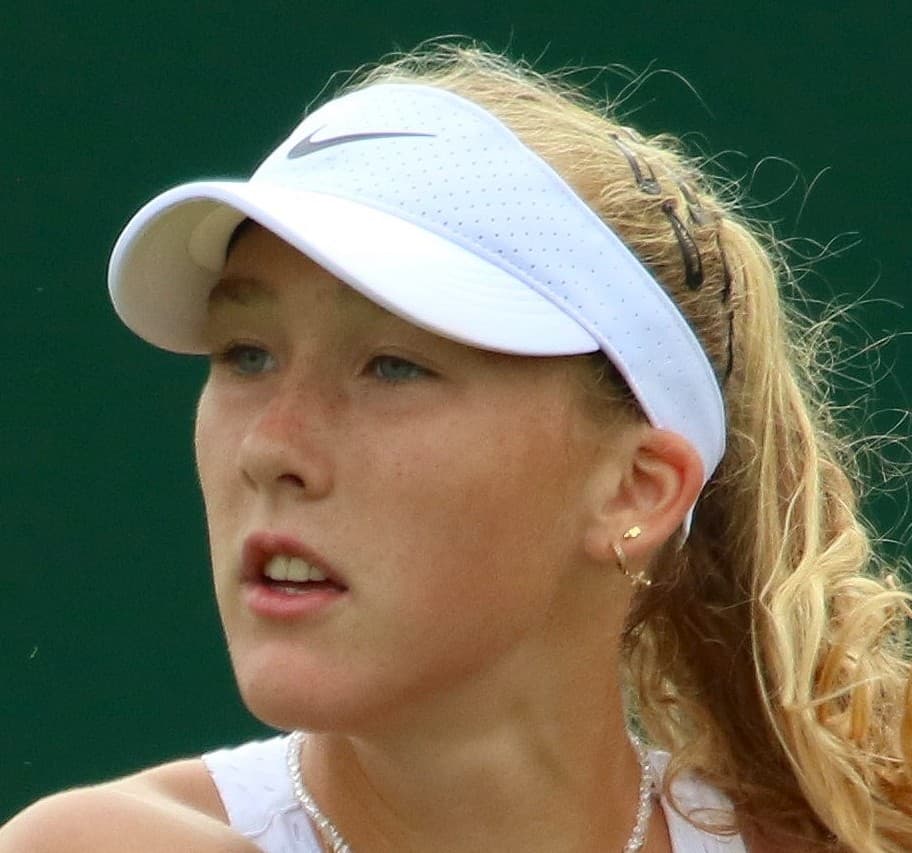 Mirra Andreeva remporte Roland-Garros 2026 : la nouvelle reine de la terre battue