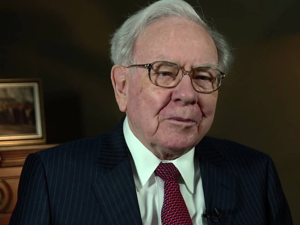 Warren Buffett cède la présidence de son empire de 1000 milliards à son fils